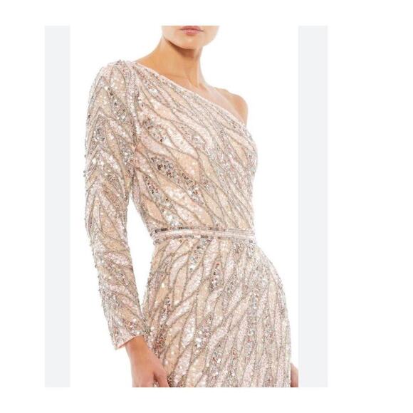 Mac Duggal Embellished One Shoulder Sequin Gown Rose Gold Size 10 NWT - Picture 3 of 14
